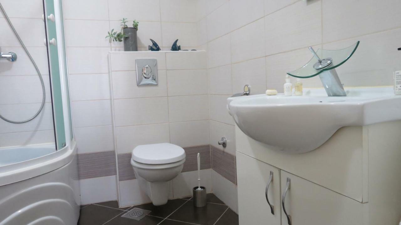 Pineta25 Apartment Pula Bagian luar foto