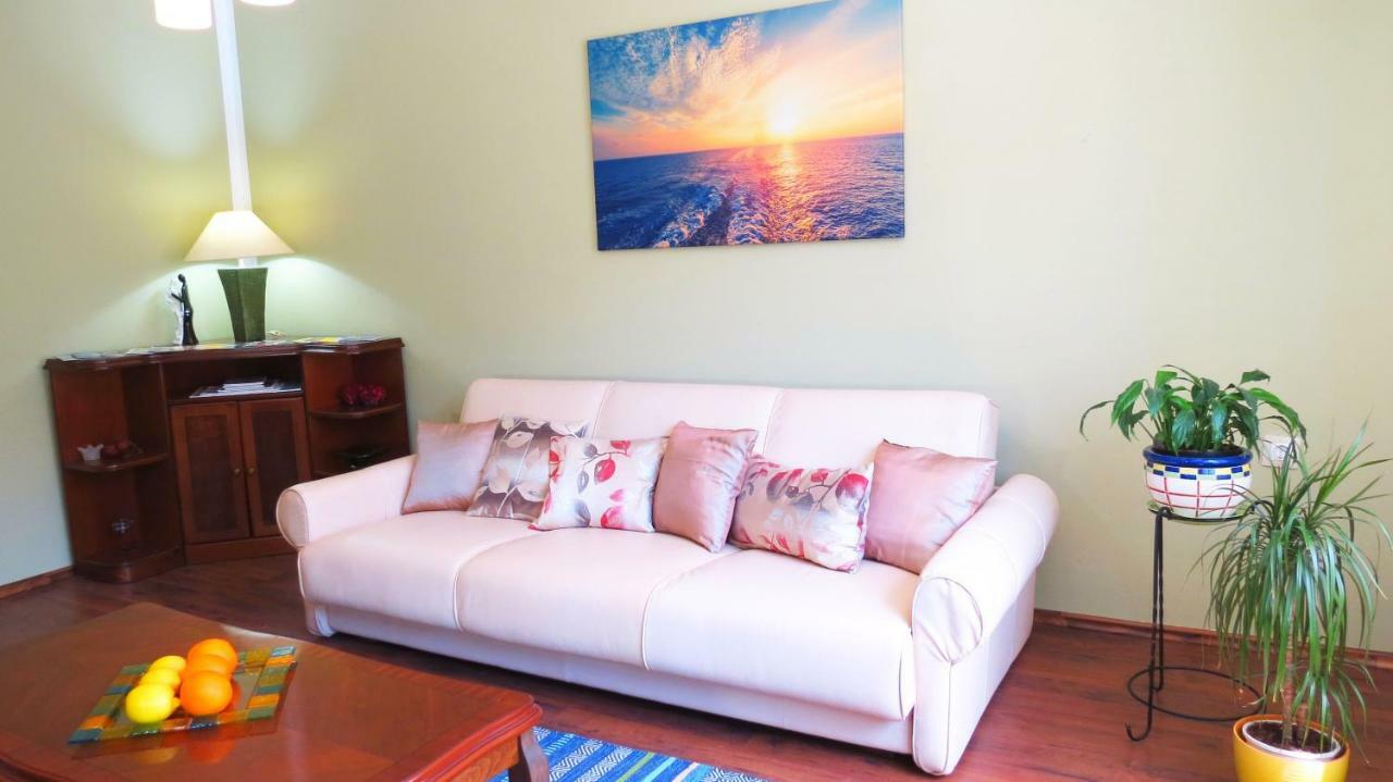 Pineta25 Apartment Pula Bagian luar foto